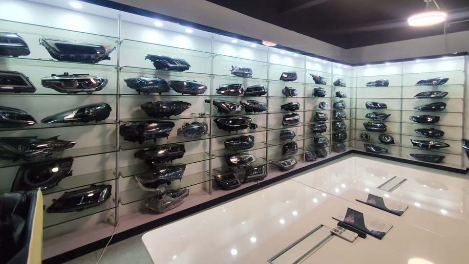 LookCarShow — Our Story